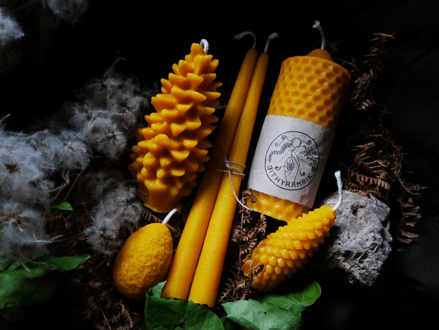 Bougie oeuf fleuri