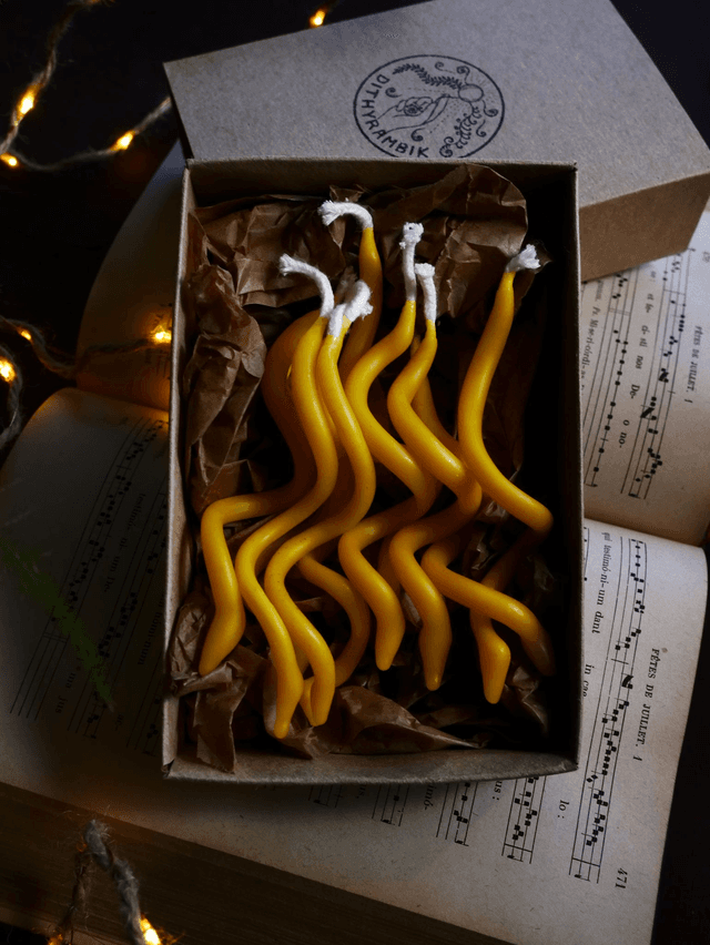 Bougies FESTIVE torsadée